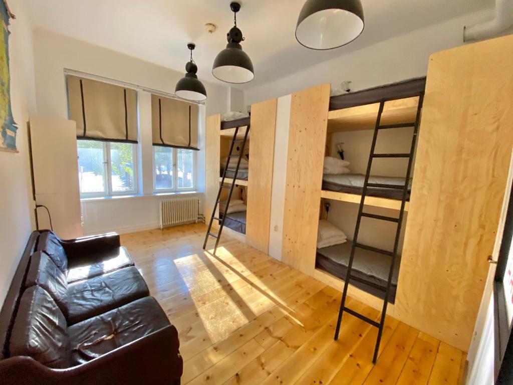 Номер (Кровать в общем 6-местном номере для женщин), City Backpackers Hostel