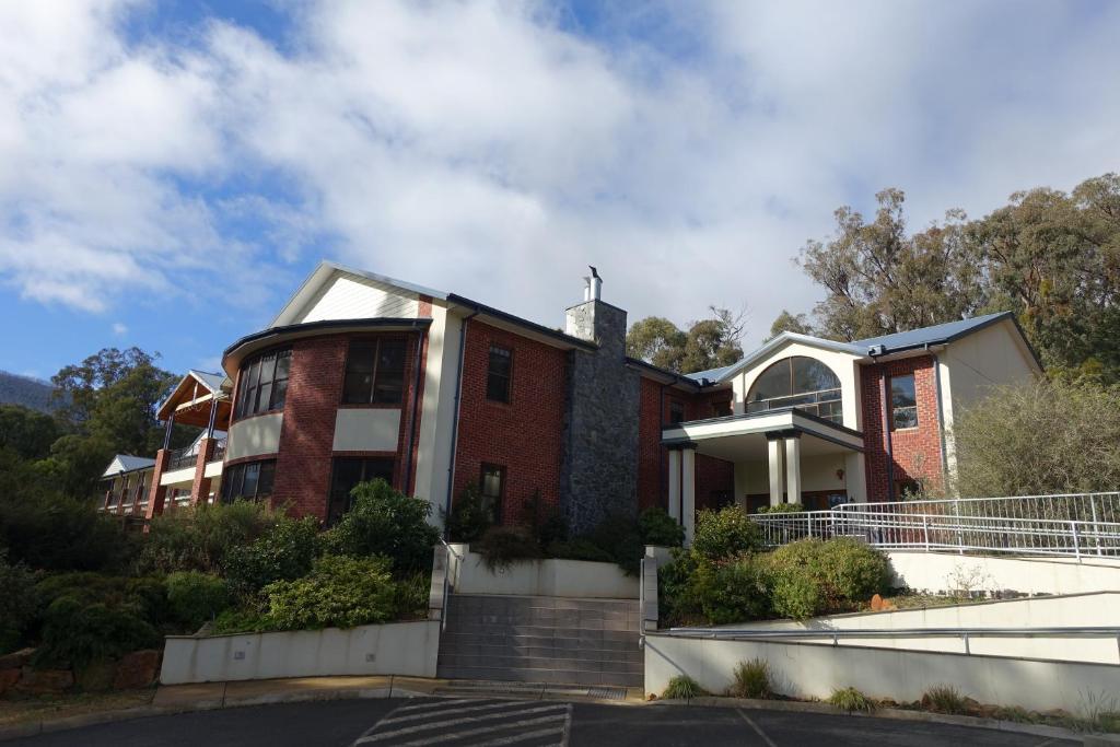 Elkanah Lodge and Conference Centre photo 3