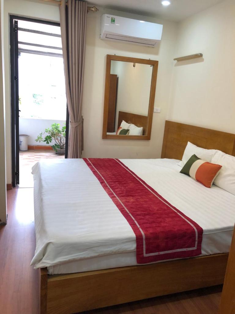Двухместный (Двухместный номер Делюкс с 1 кроватью и балконом), Hanoi Old Town Palace Guest House