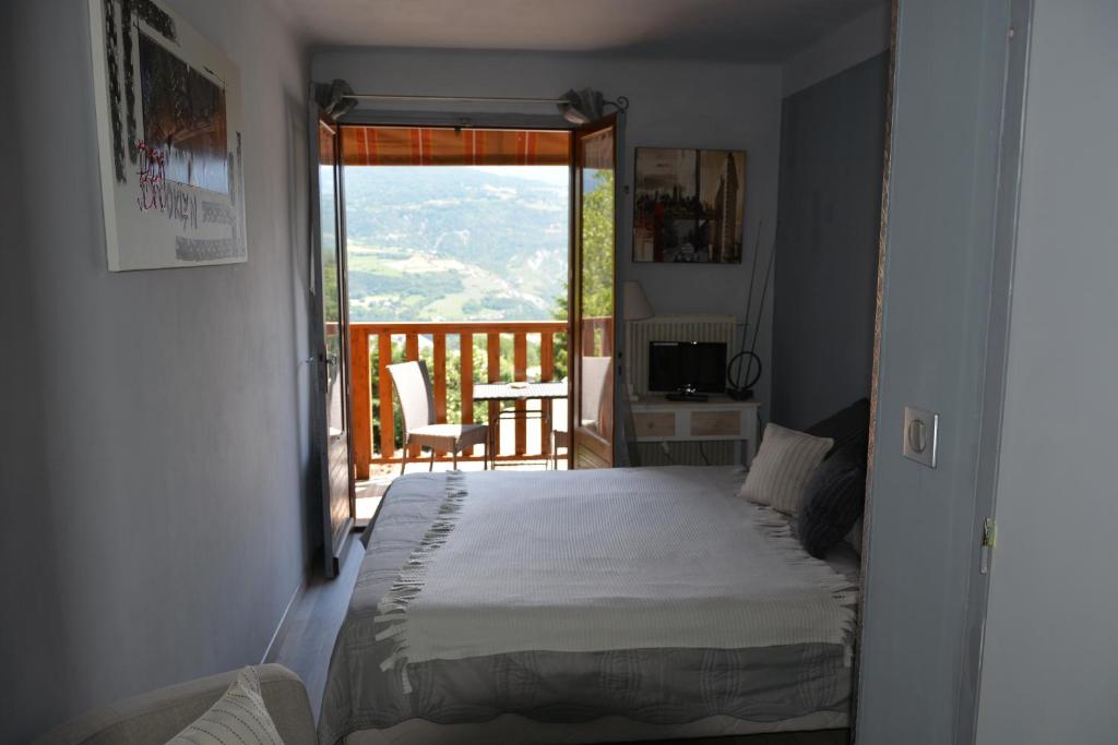 Hotel & Restaurant Le Chalvet photo 4