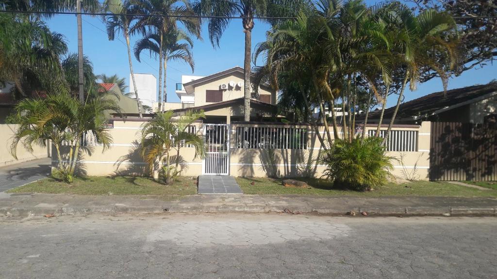 Casa Piscina Prainha Caiobá Guaratuba photo 1