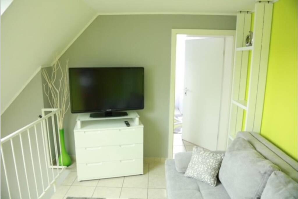 Modernes Apartment in Leichlingen photo 2