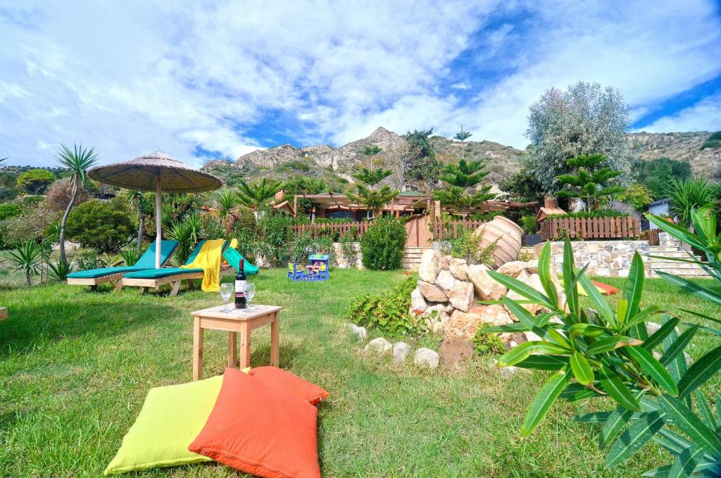 Beachfront Elena Villa with mini pool and spa photo 2