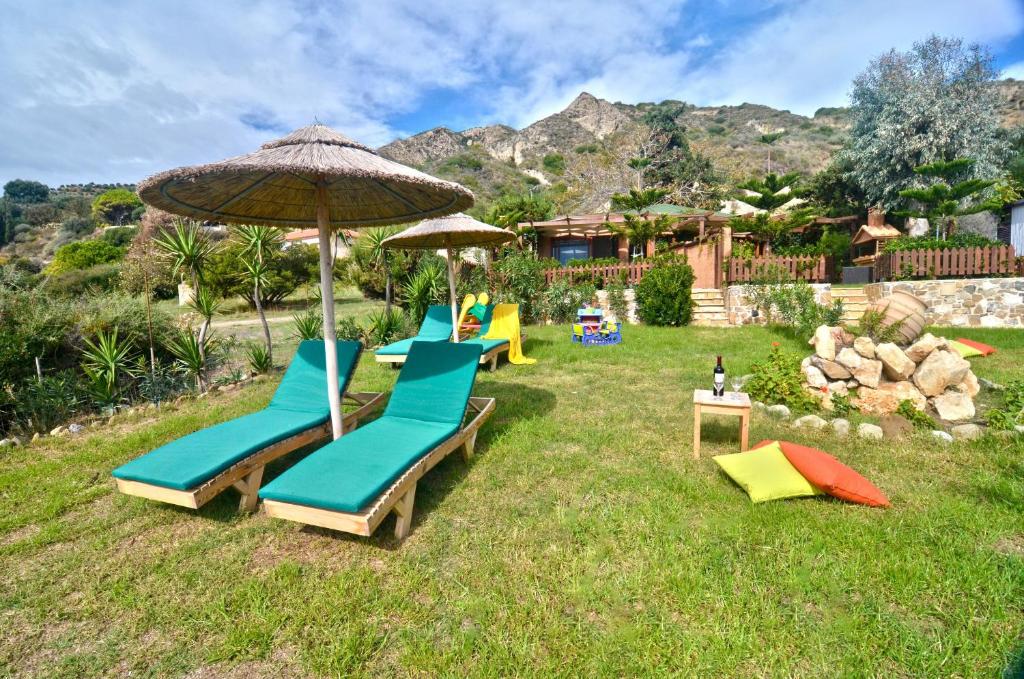 Beachfront Elena Villa with mini pool and spa photo 1