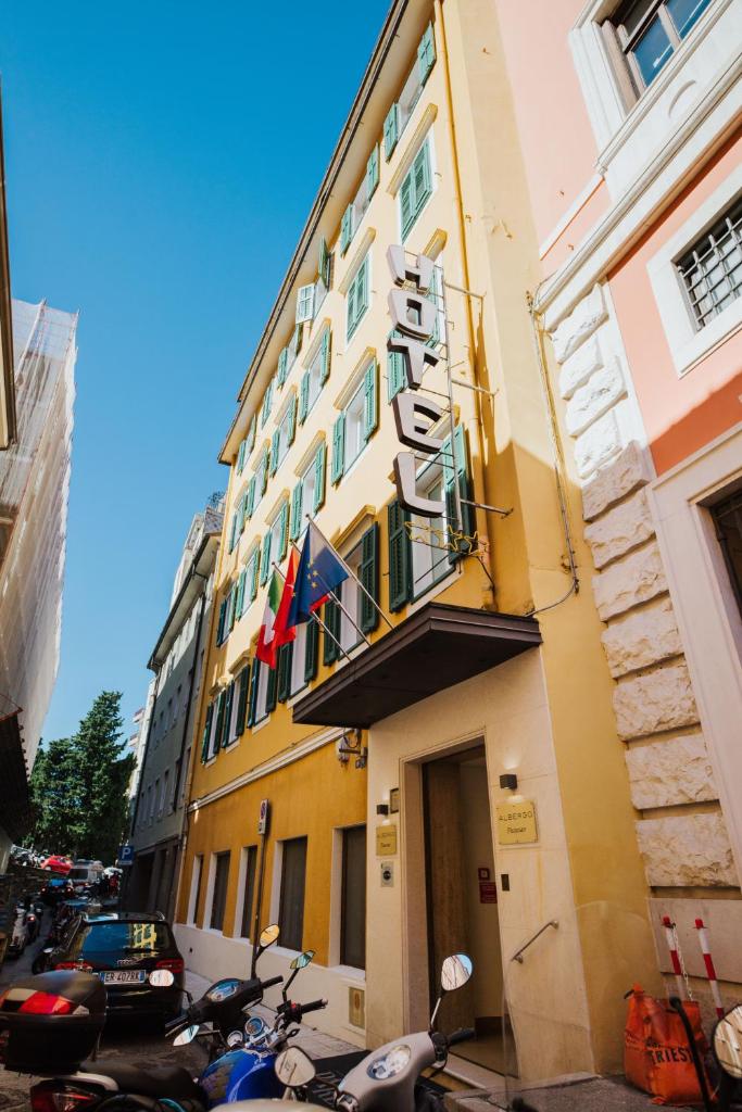 Hotel Città di Parenzo - Tap to explore photos