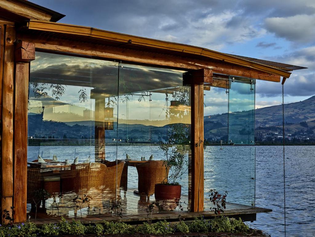 Hosteria Cabañas Del Lago photo 1