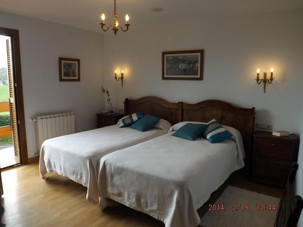 Hotel Azkue photo 1