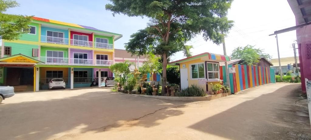 Rueangsrisiri Guesthouse 2 photo 1