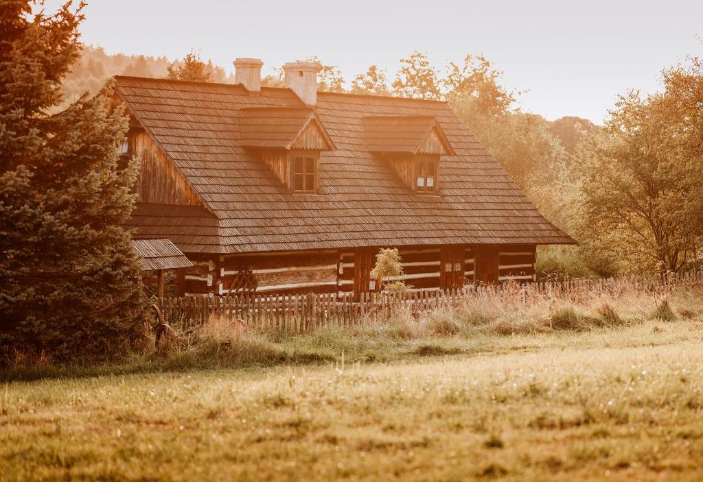 Przystanek Ropienka Chata Łemkowska photo 1