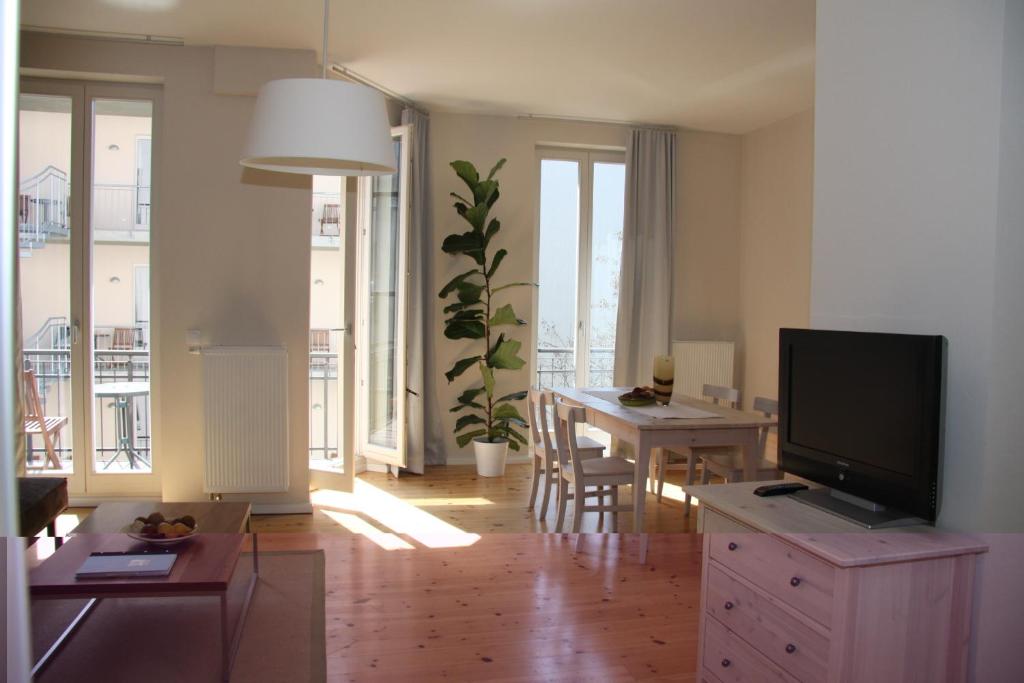 Апартаменты (Апартаменты Делюкс), Schoenhouse Apartments