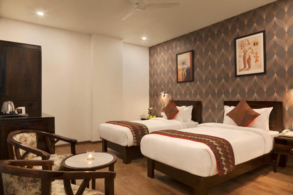 Двухместный (Executive Room - 10% off on Laundry, 10% off on F&B, Complimentary Drivers accommodation), Click Hotel Jaipur
