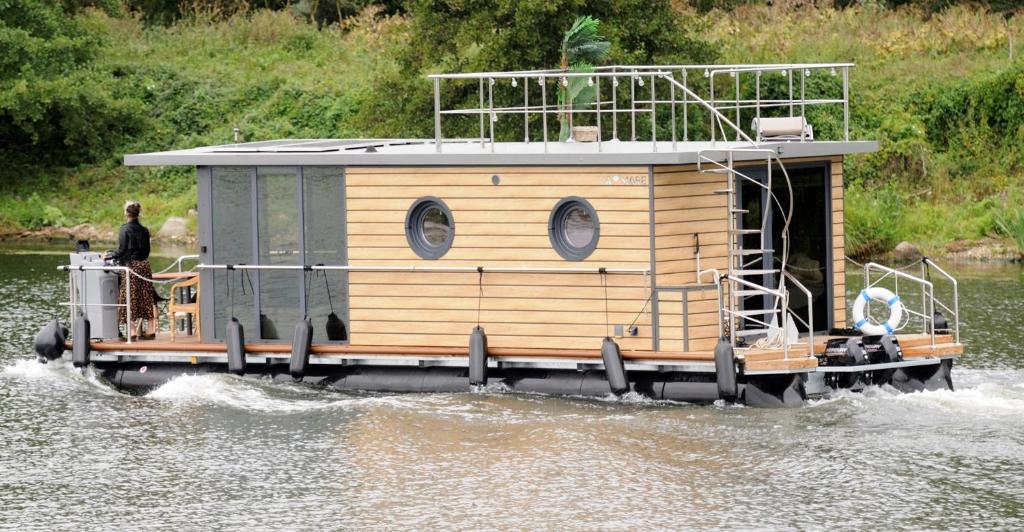Otter Comfort klasse XL Houseboat photo 2