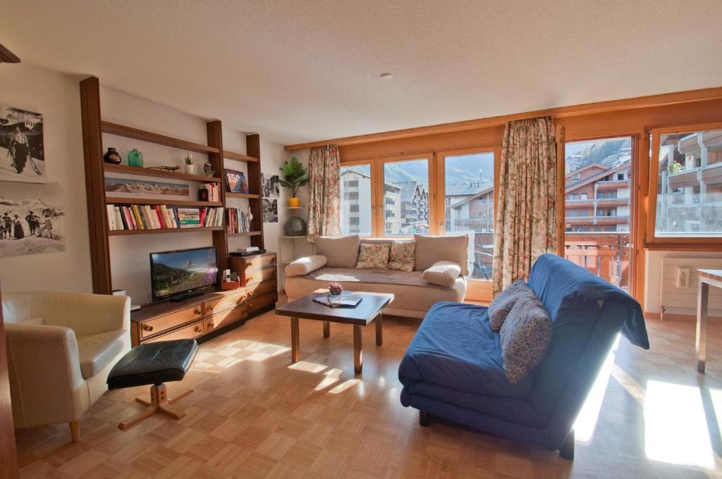 Haus Bahnhofbuffet, Apartment Riffelhorn photo 1
