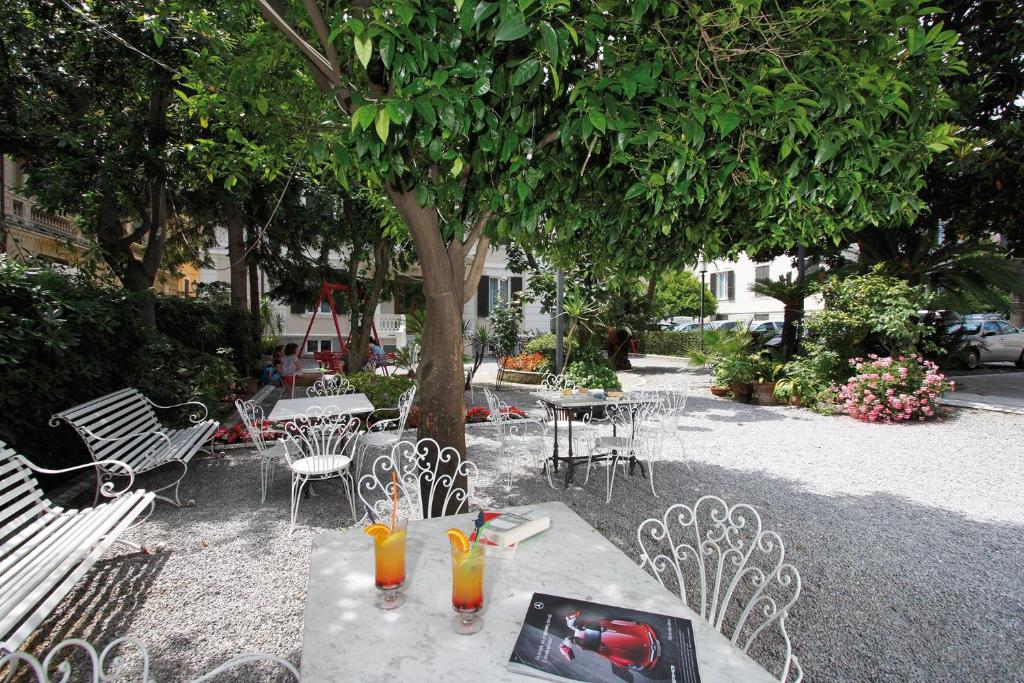 Genovese Villa Elena Residence photo 3