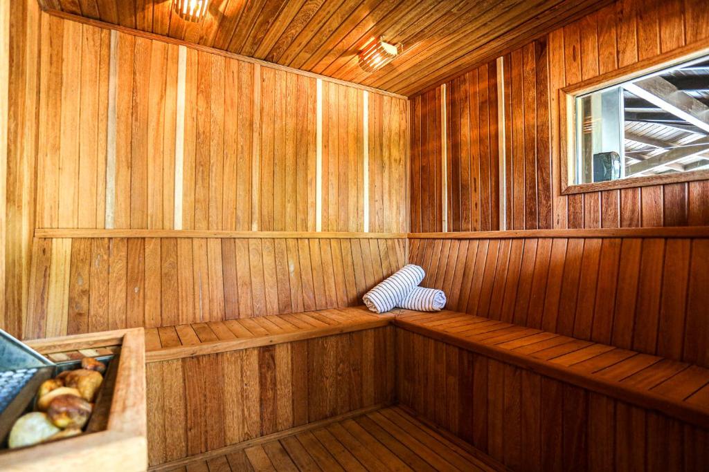 Praia do Estaleiro Guest House photo 4