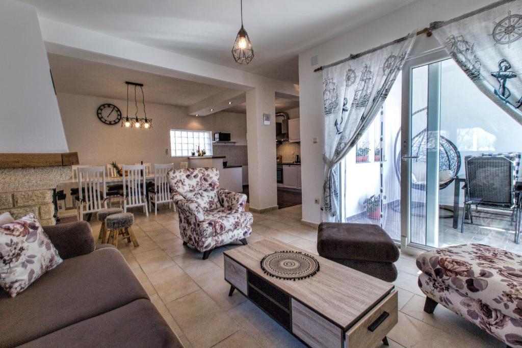 Luxury House Cesarica photo 2