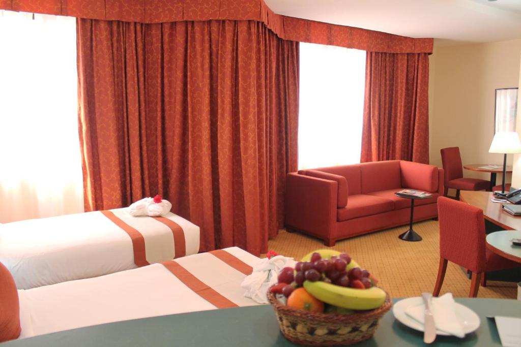 Сьюит (Полулюкс), Отель Al Diar Dana Hotel