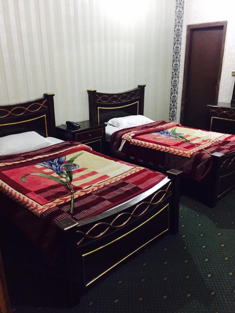 Royal palace hotel photo 1