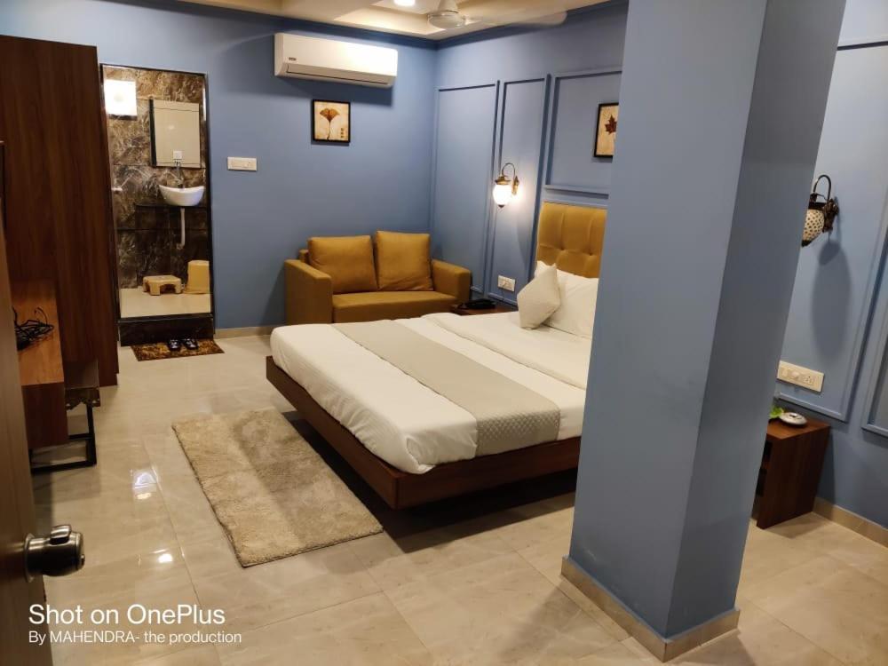 Hotel Radha krishna photo 3