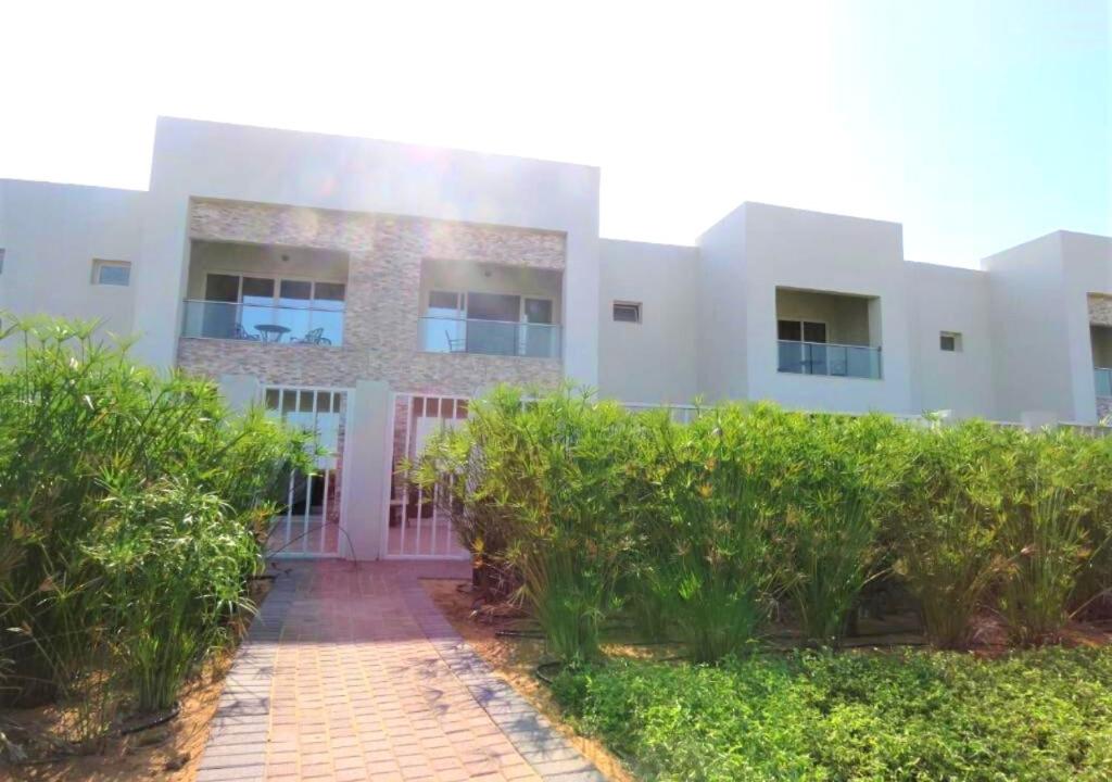 Holiday Home 3 bedroom Seaview photo 1