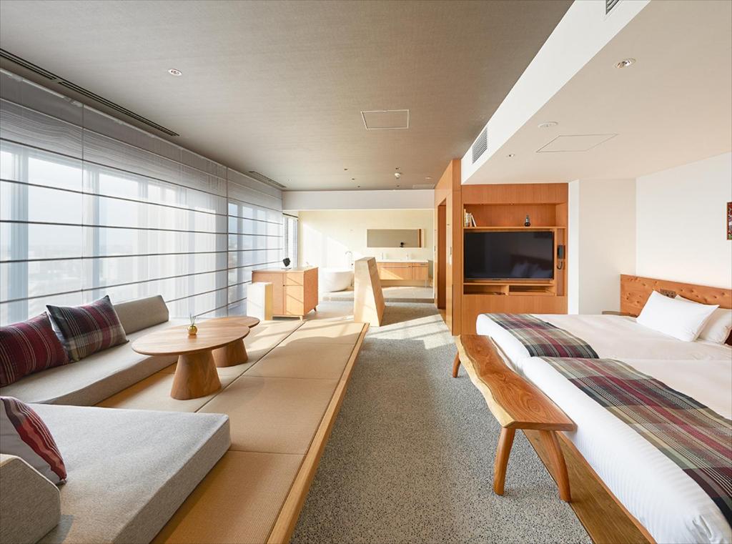 HOTEL STRATA NAHA photo 3