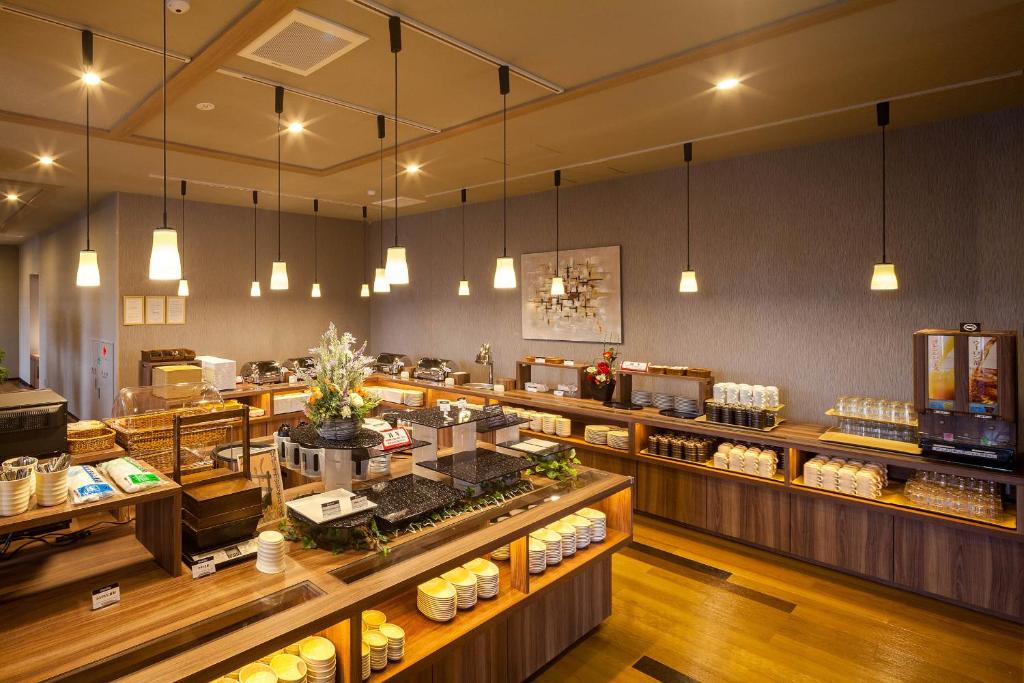 Hotel Route-Inn Tsuyama Ekimae photo 1