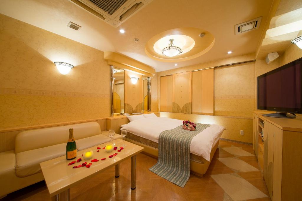 HOTEL THE i Adult only photo 2