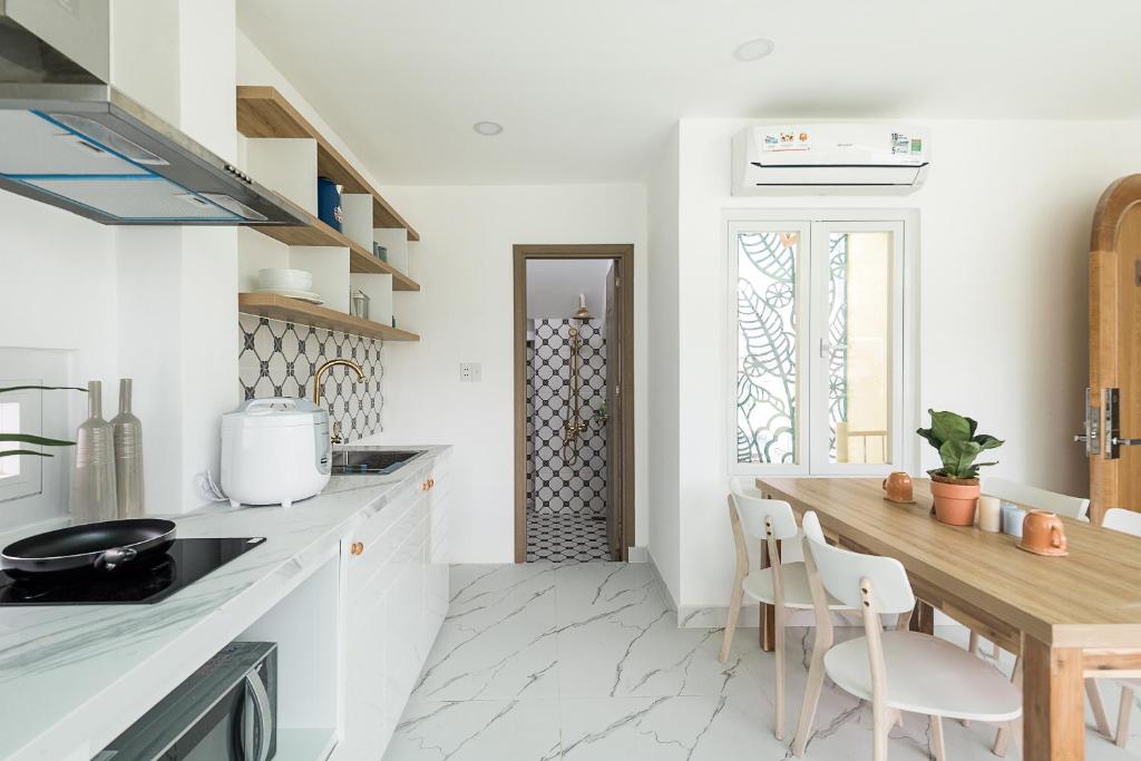 Cozrum Homes May's House