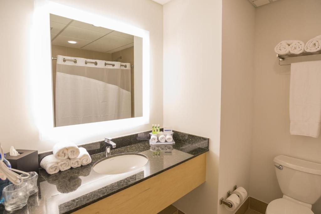 Holiday Inn Express Managua, an IHG Hotel photo 3
