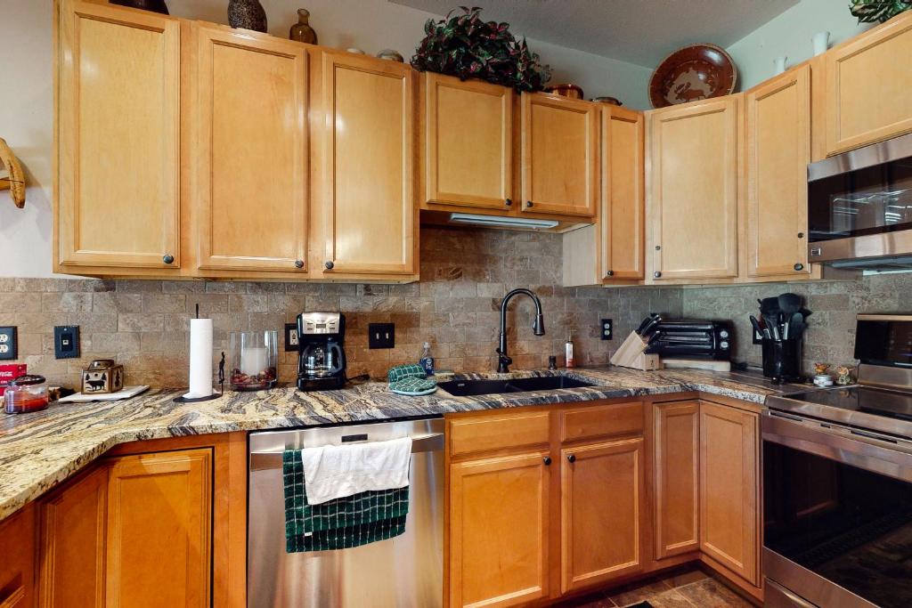 Copper Valley 211 photo 2