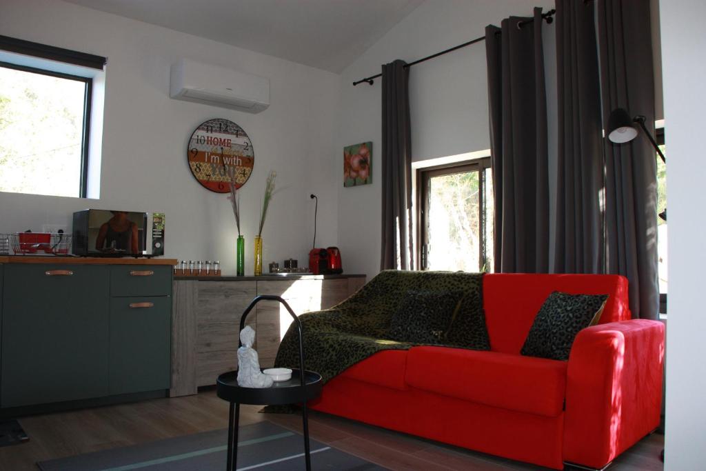 Logis au milieu des pins photo 3