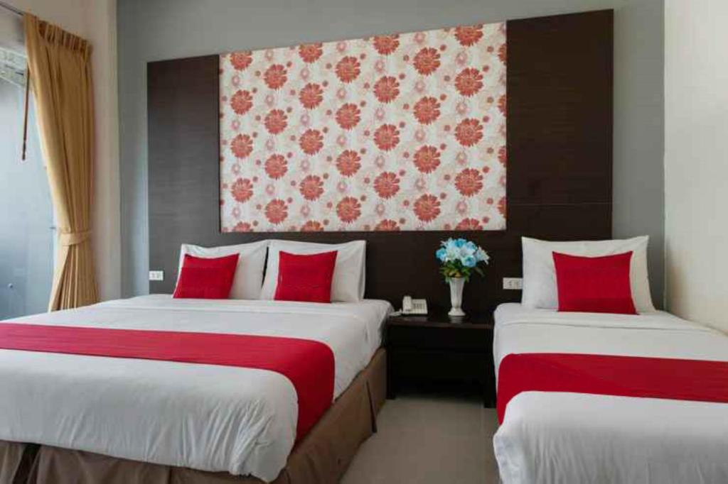 Семейный (Семейный номер), Omsaga Phuket Hotel
