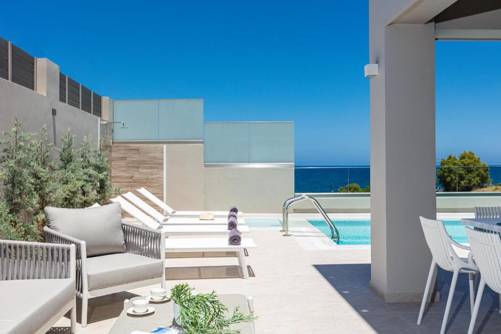 Lagoon Seaside Villa, Sumptuous Retreat,By ThinkVilla photo 3