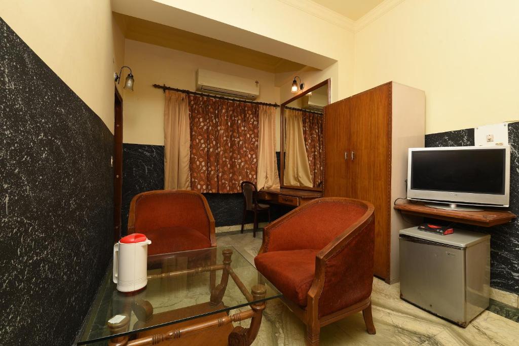 Трехместный (Классический трехместный номер), OYO 11265 Kapur Guest House