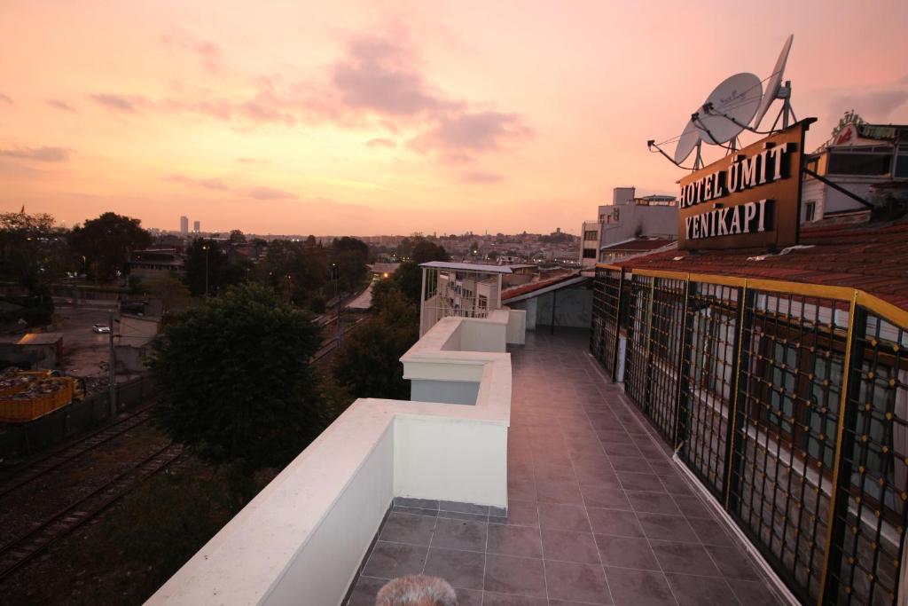HOTEL ÜMİT YENİKAPI Room Type - Standard Twin Room