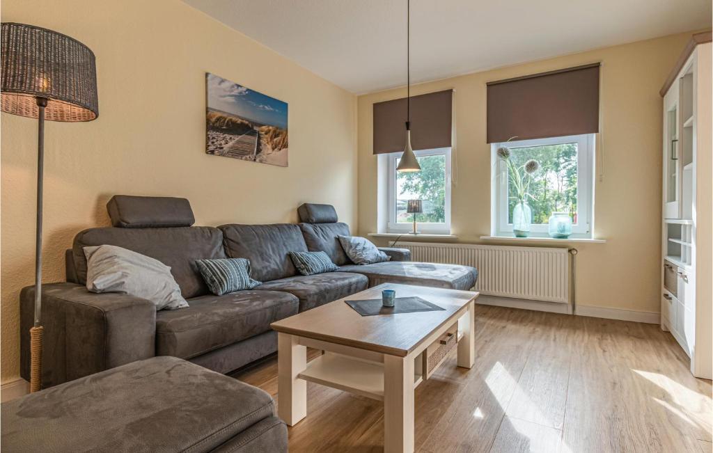 Stunning Home In Ockholm With 3 Bedrooms And Wifi