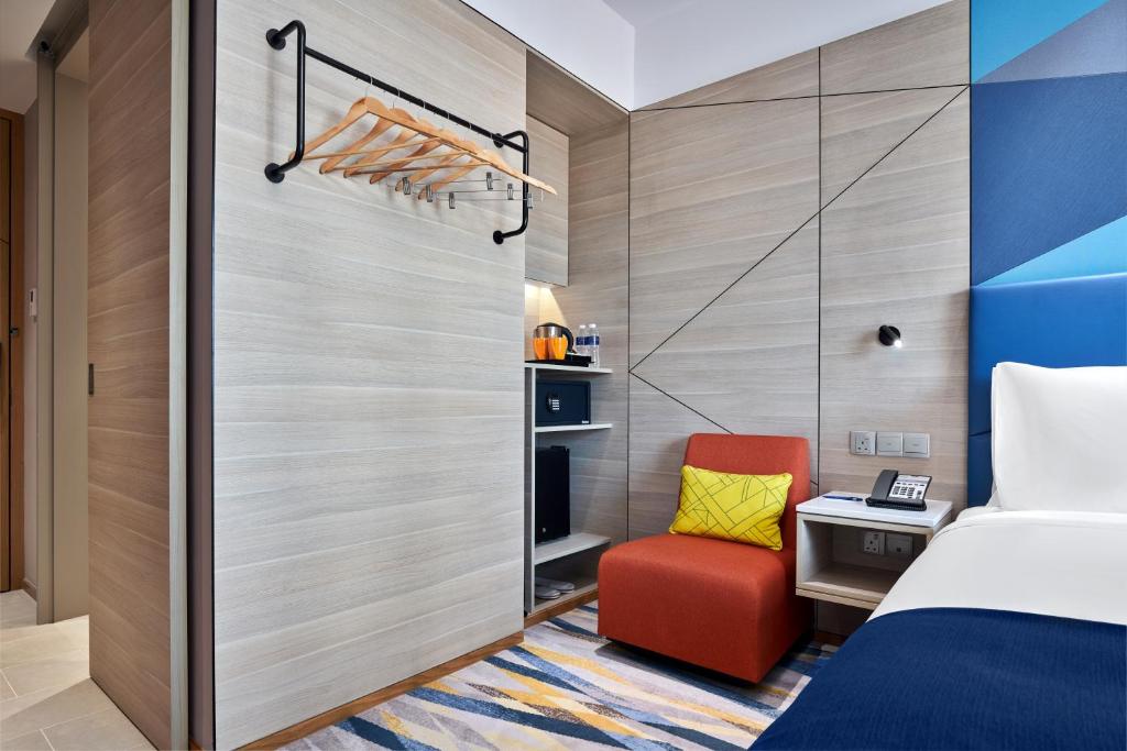 Holiday Inn Express Singapore Serangoon, an IHG Hotel photo 1