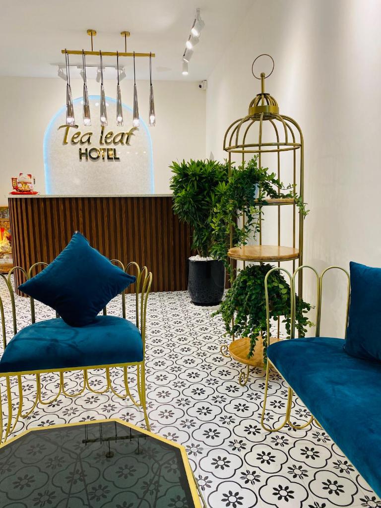 Tea leaf Hotel