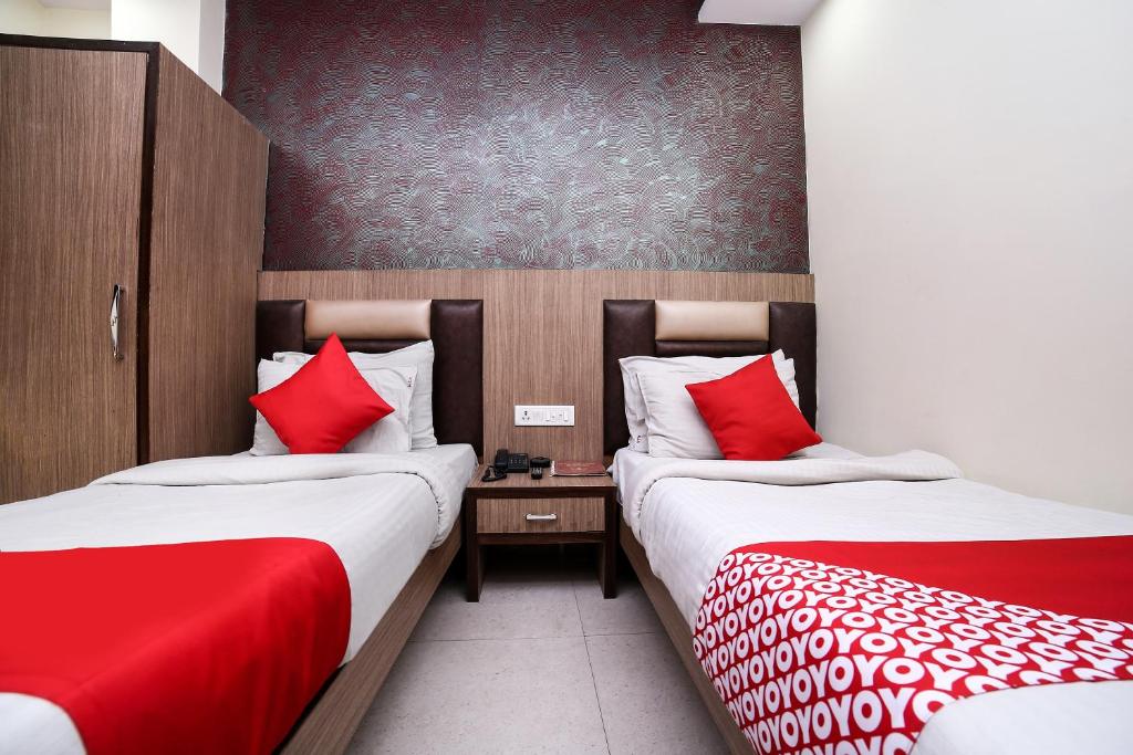 Трехместный (Классический трехместный номер), OYO 26940 Hotel Stay House