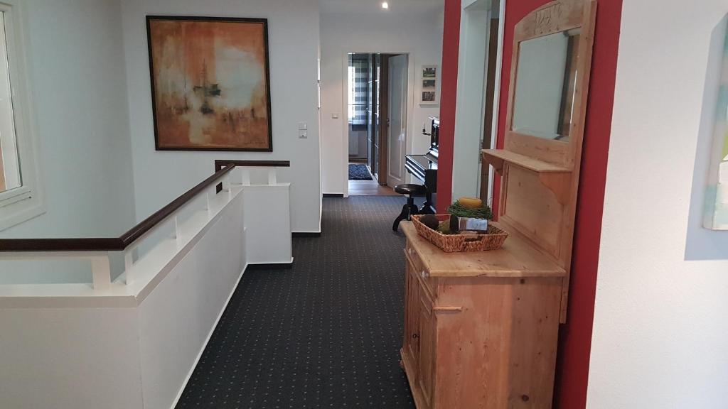 Große Ferienwohnung, auf Bauernhof mit Ponys und Pferden, ländlich und ruhig, Nähe Dümmer See photo 4