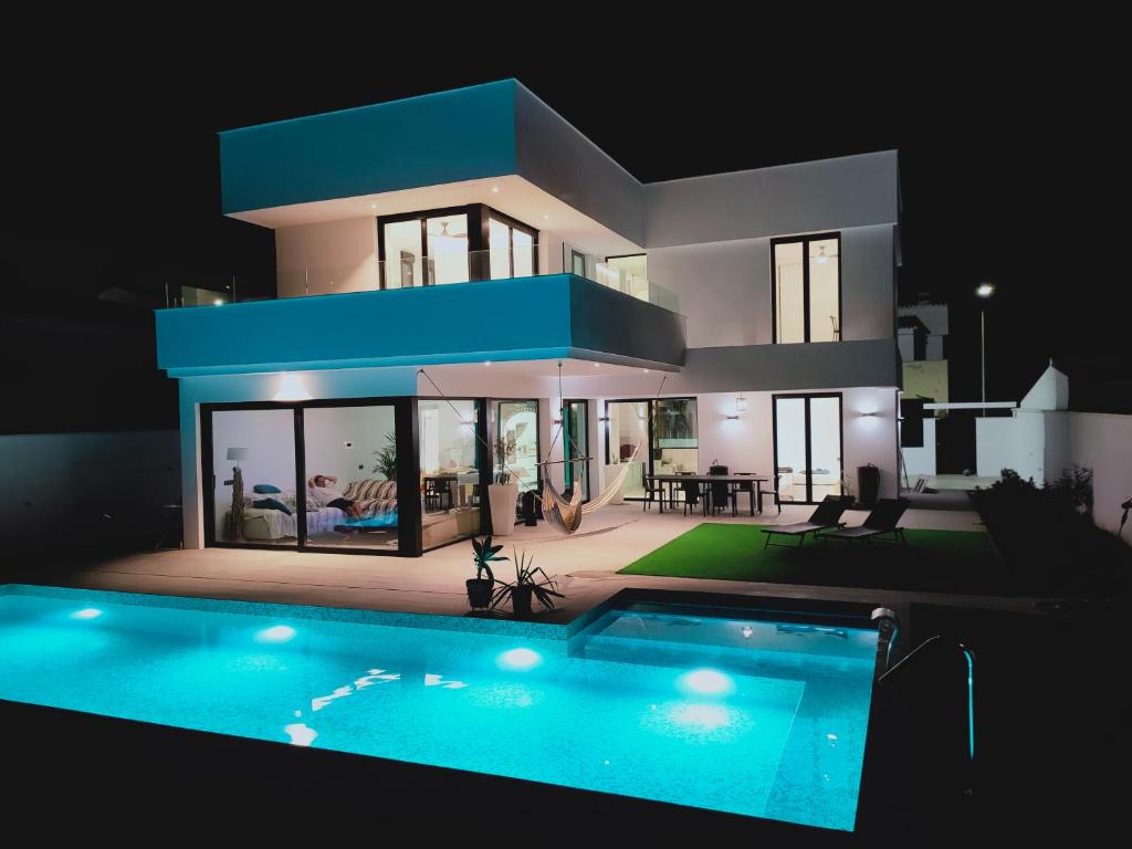 Villa swimming pool Malaga photo 4