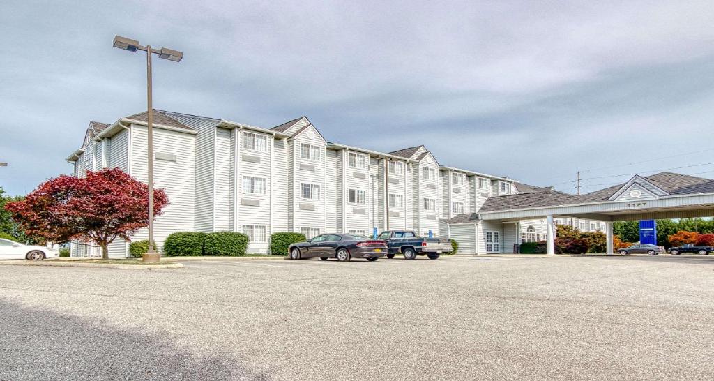 SureStay Hotel by Best Western Christiansburg Blacksburg photo 1