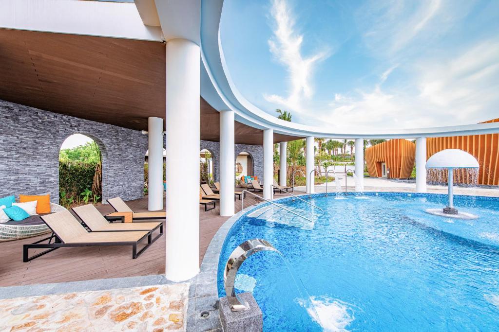 Binh Chau Hot Springs Hotel - Resort & Spa