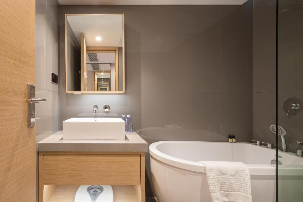 Yuwa Hotel photo 1