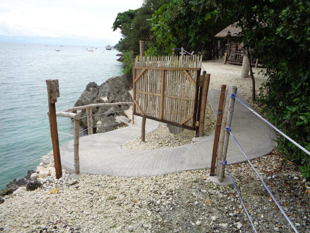 Sea Turtle House Moalboal photo 4