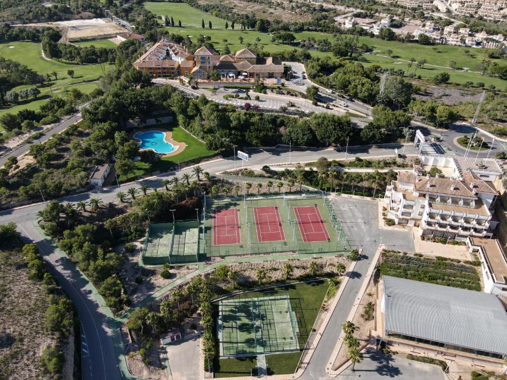 Hotel Golf Campoamor photo 4