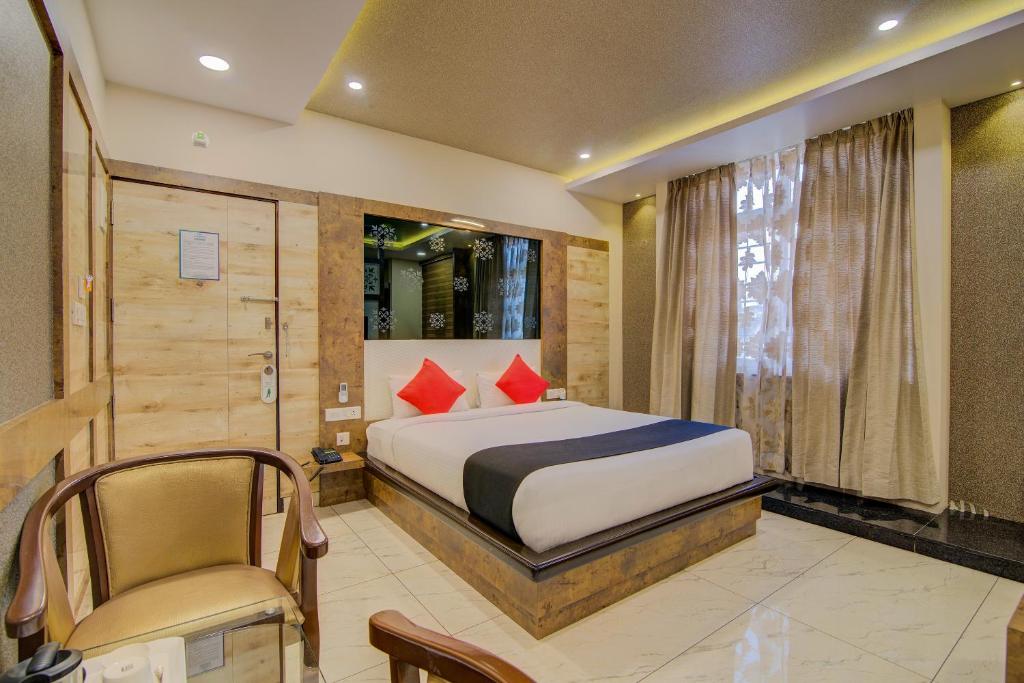 Трехместный (Классический трехместный номер), OYO Premium K R Puram