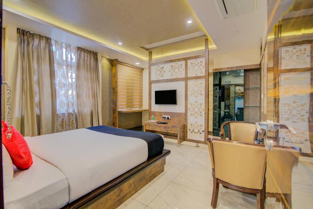 Трехместный (Классический трехместный номер), OYO Premium K R Puram