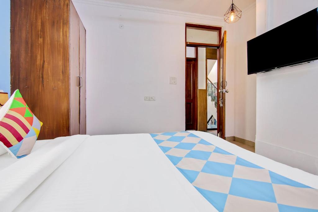 Апартаменты (Апартаменты), Lively 1 BR Stay near Iskcon Temple(550m)