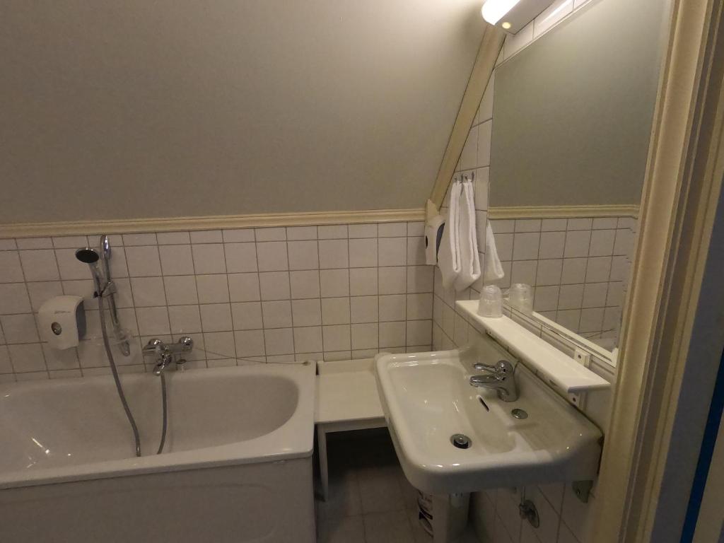 Hjelle Hotel photo 3